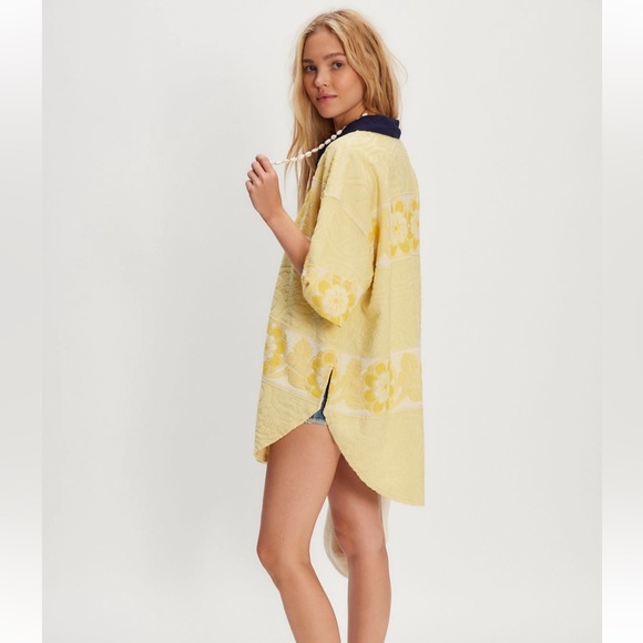 FREE PEOPLE Always Sunny Tee Size Small - Picture 3 of 15